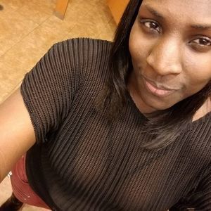 Meet your Posher, Cierra